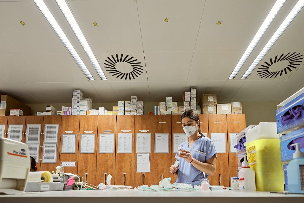 2022-01_Covid-Intensivstation_web_077_©Stoltenberg